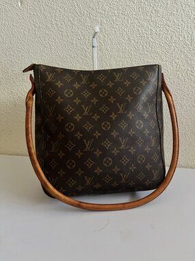 Louis Vuitton looping GM shoulder bag